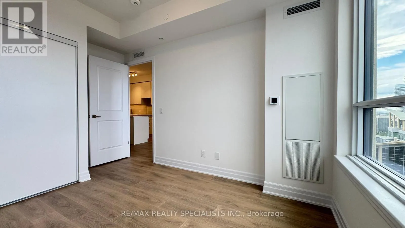 3103 - 30 ELM DRIVE W