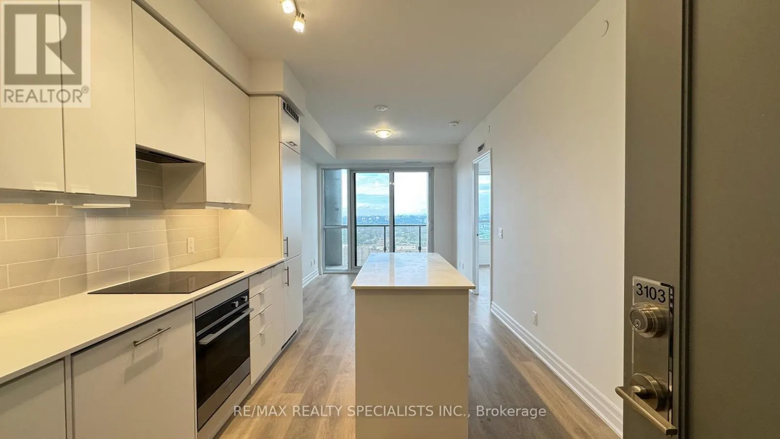 3103 - 30 ELM DRIVE W