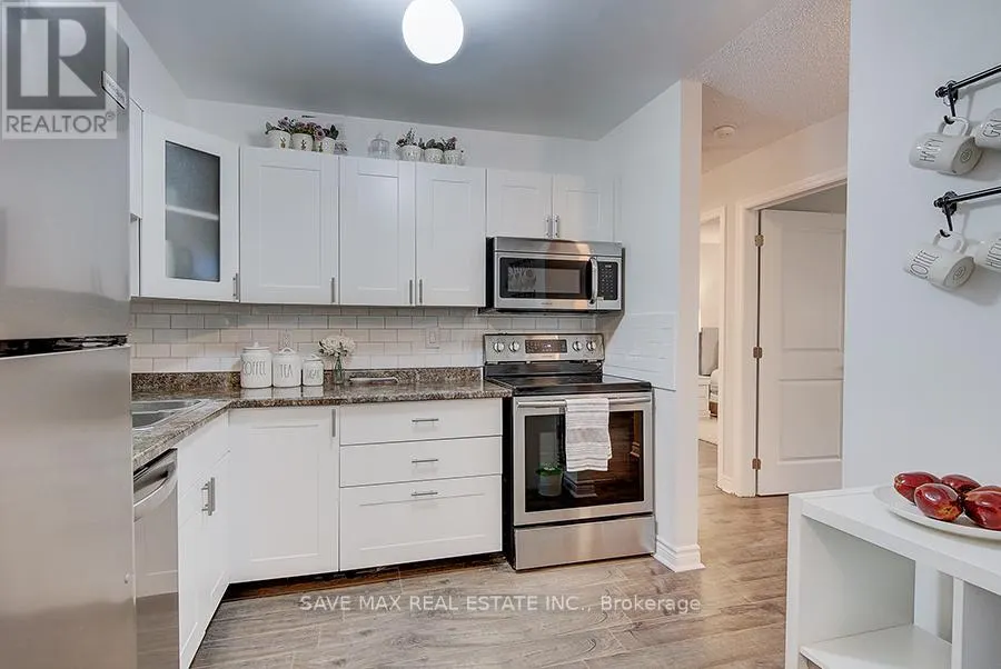 414 - 1450 GLEN ABBEY GATE