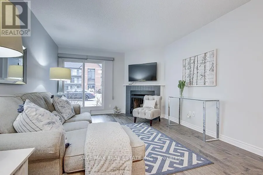 414 - 1450 GLEN ABBEY GATE