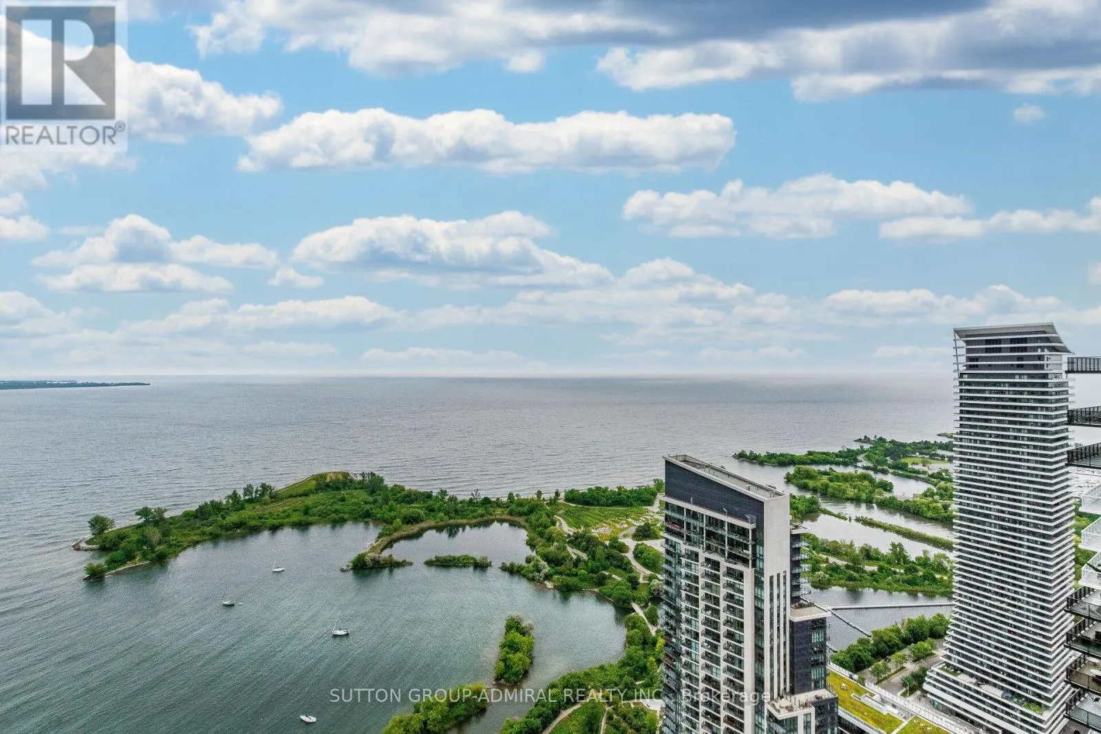 5302 - 38 ANNIE CRAIG DRIVE