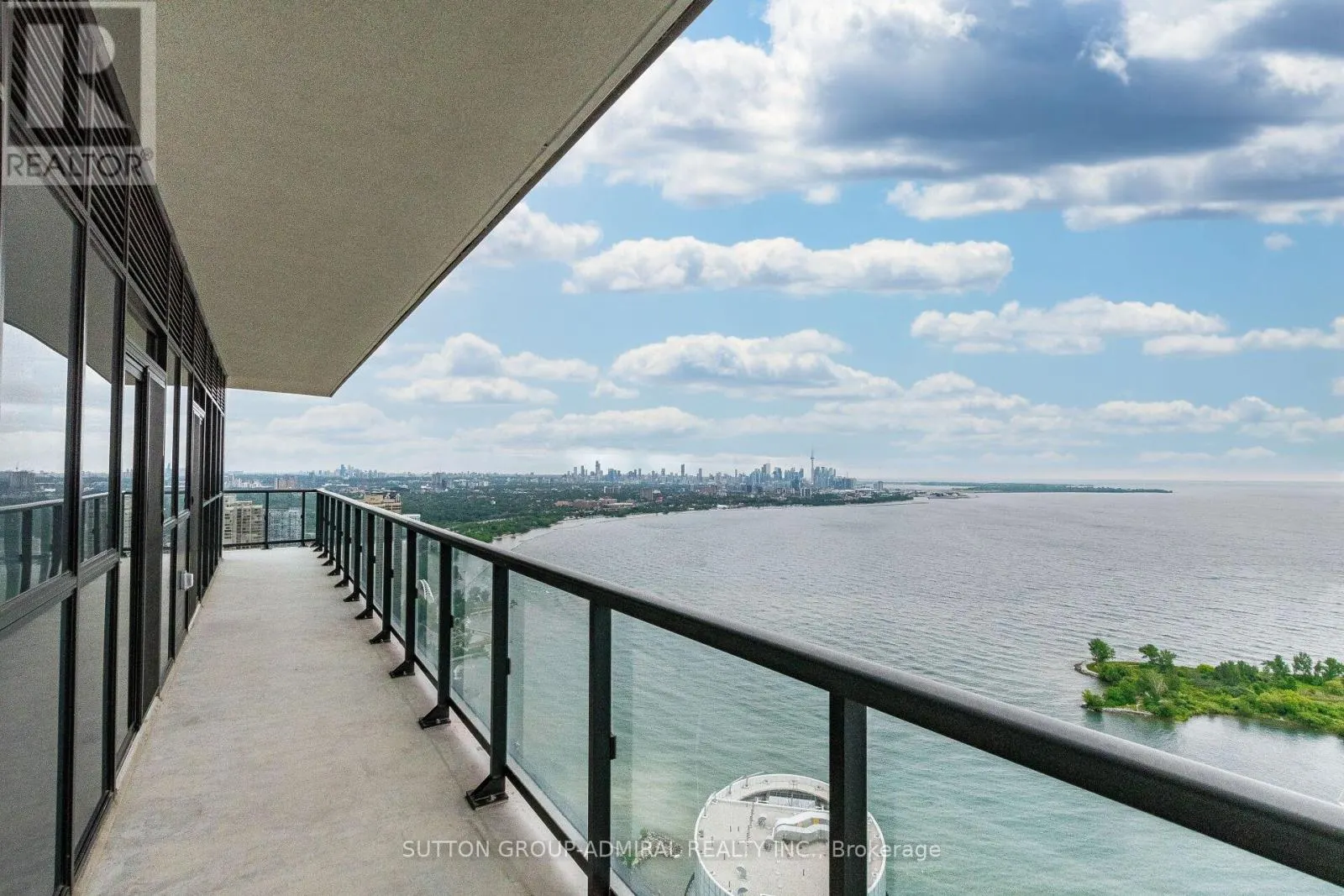 5302 - 38 ANNIE CRAIG DRIVE
