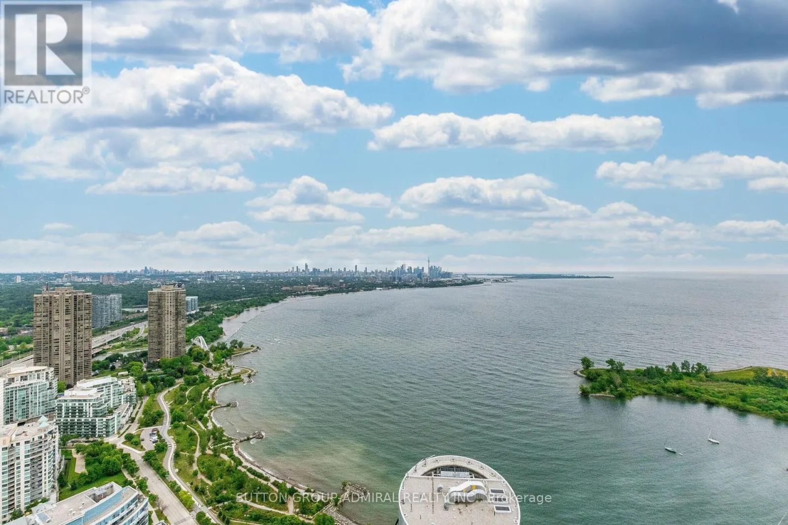 5302 - 38 ANNIE CRAIG DRIVE