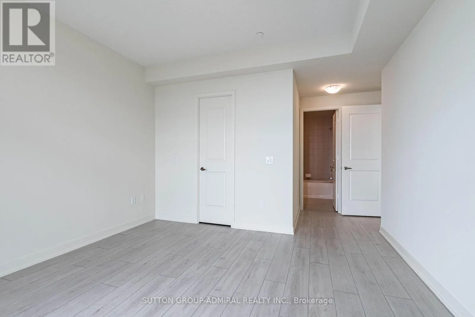 5302 - 38 ANNIE CRAIG DRIVE