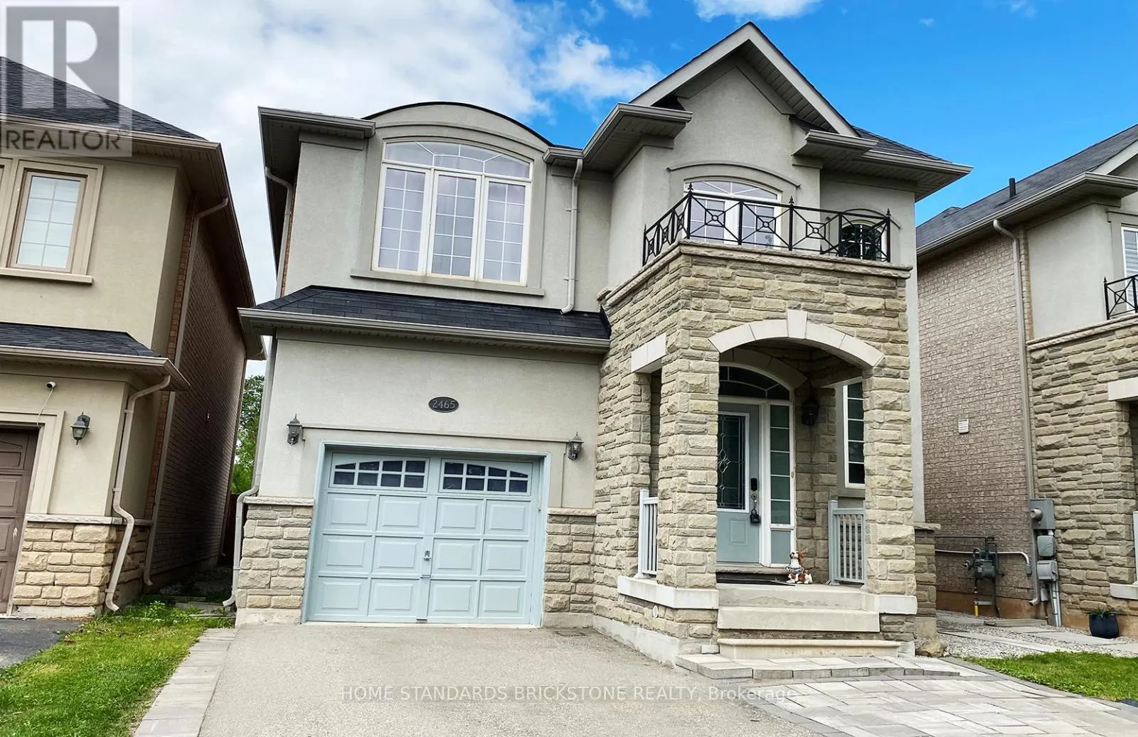 2465 QUETICO CRESCENT
