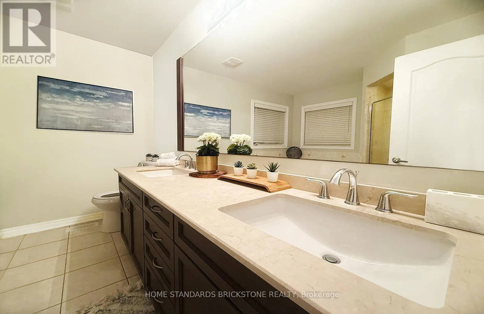 2465 QUETICO CRESCENT