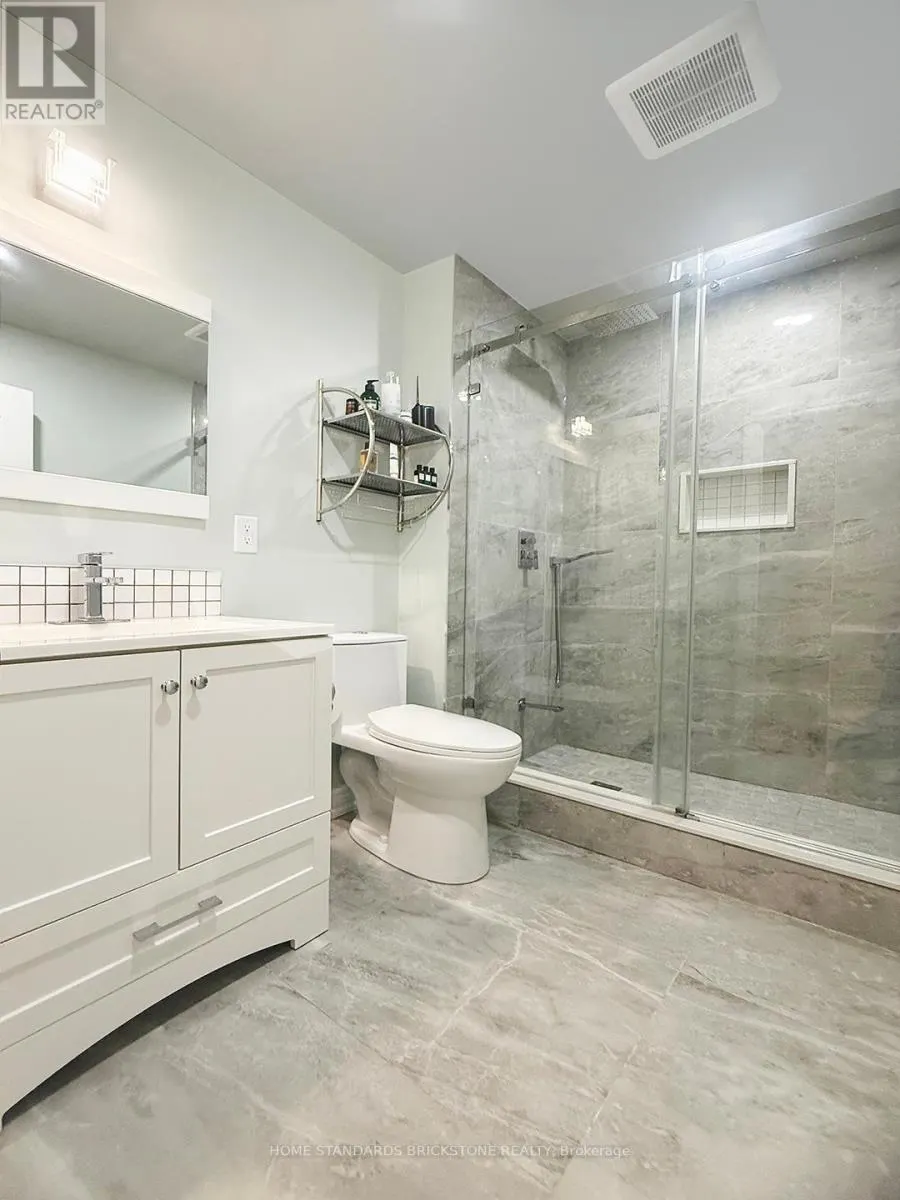 2465 QUETICO CRESCENT