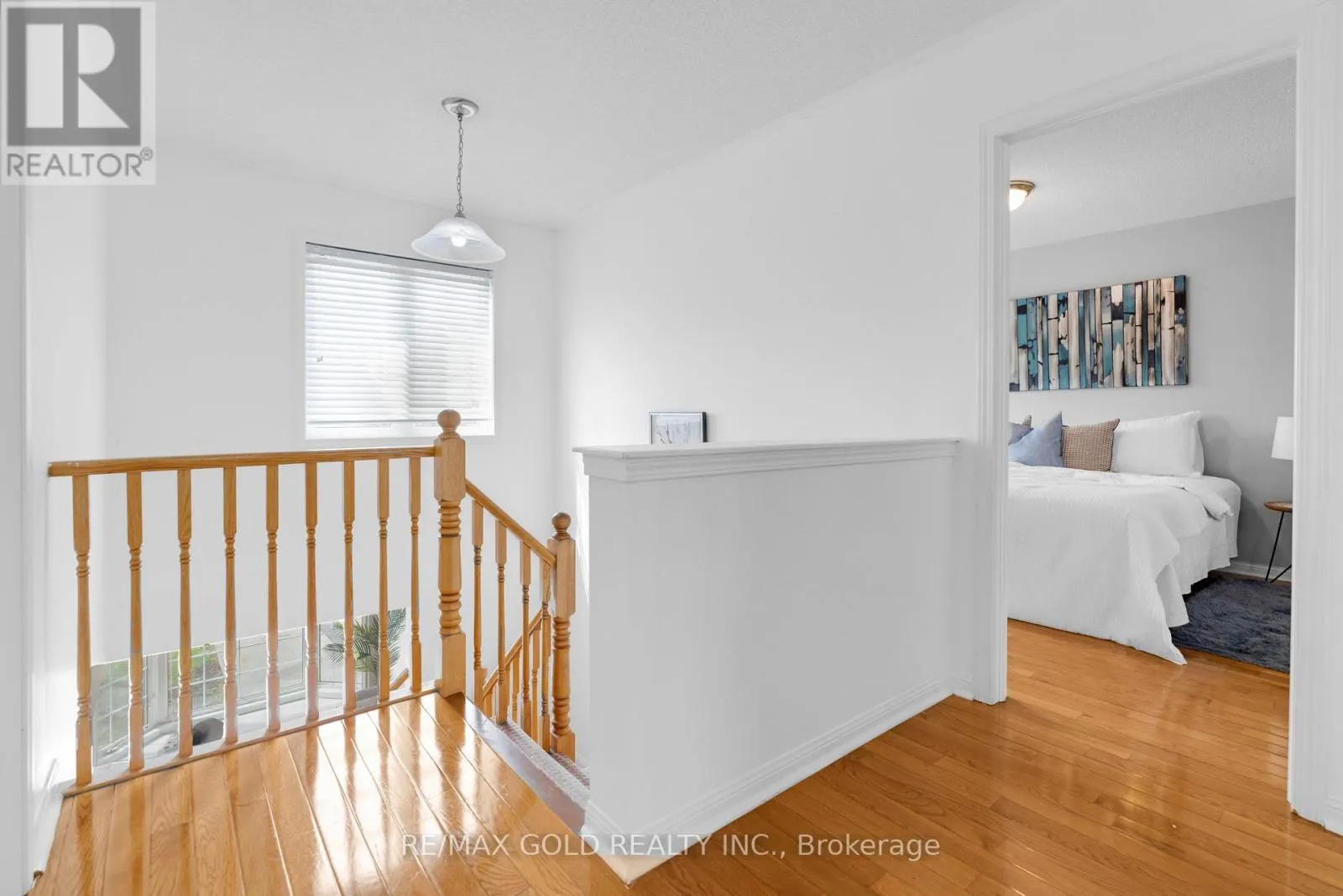 255 BRISDALE DRIVE