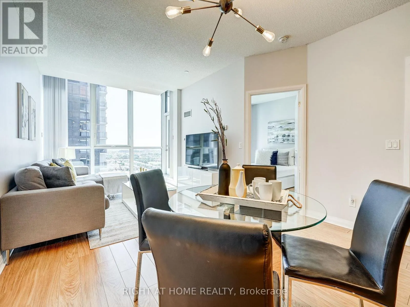2001 - 55 EGLINTON AVENUE W