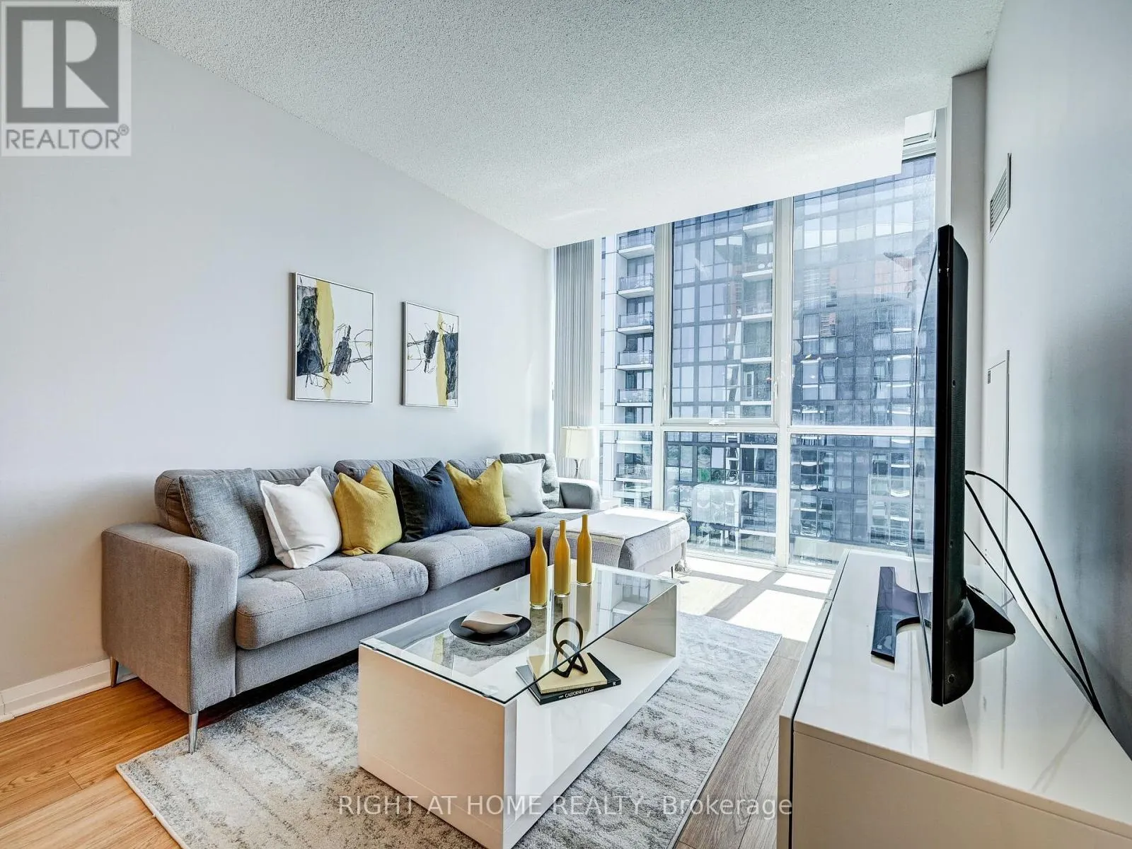 2001 - 55 EGLINTON AVENUE W