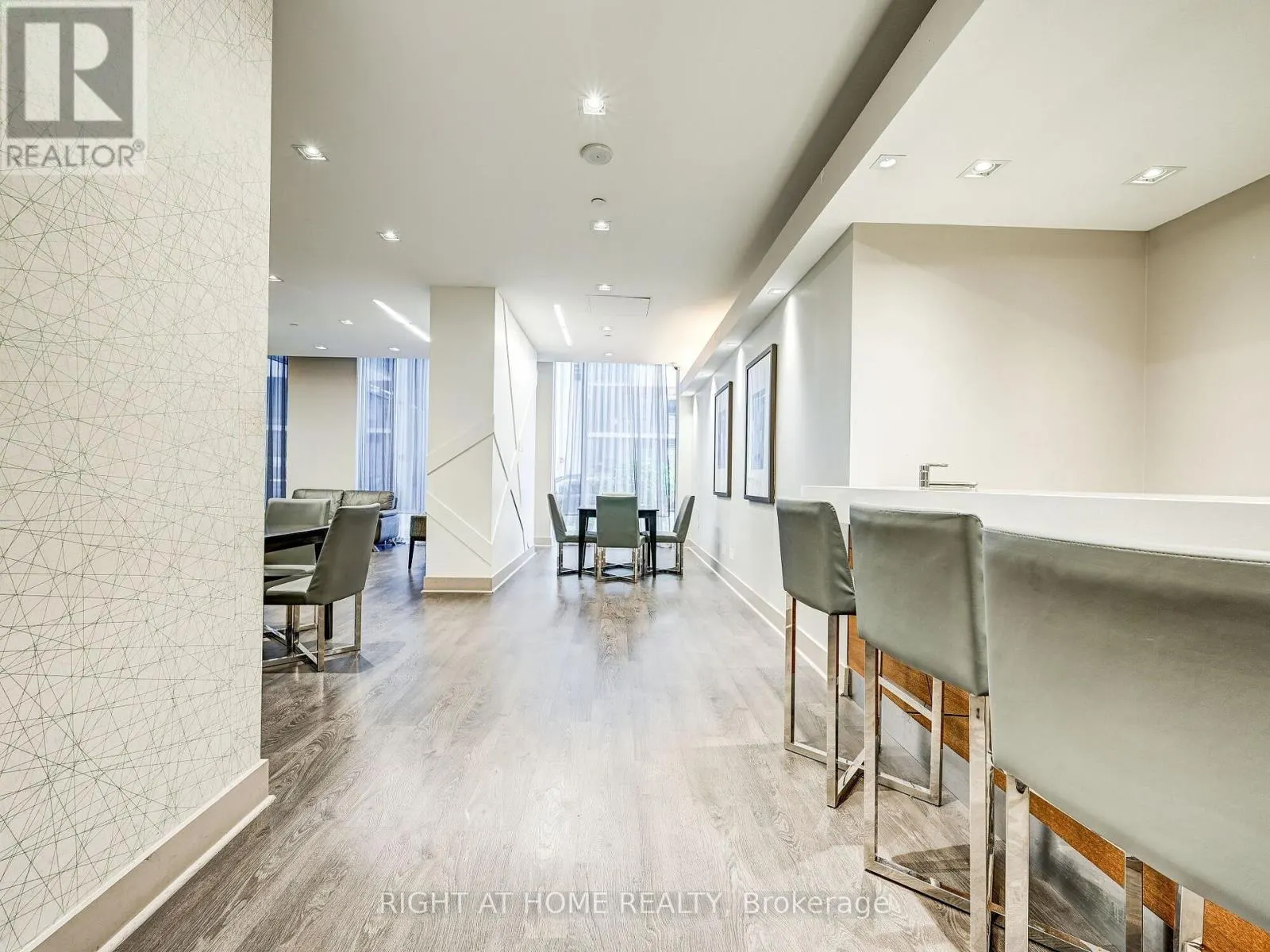 2001 - 55 EGLINTON AVENUE W