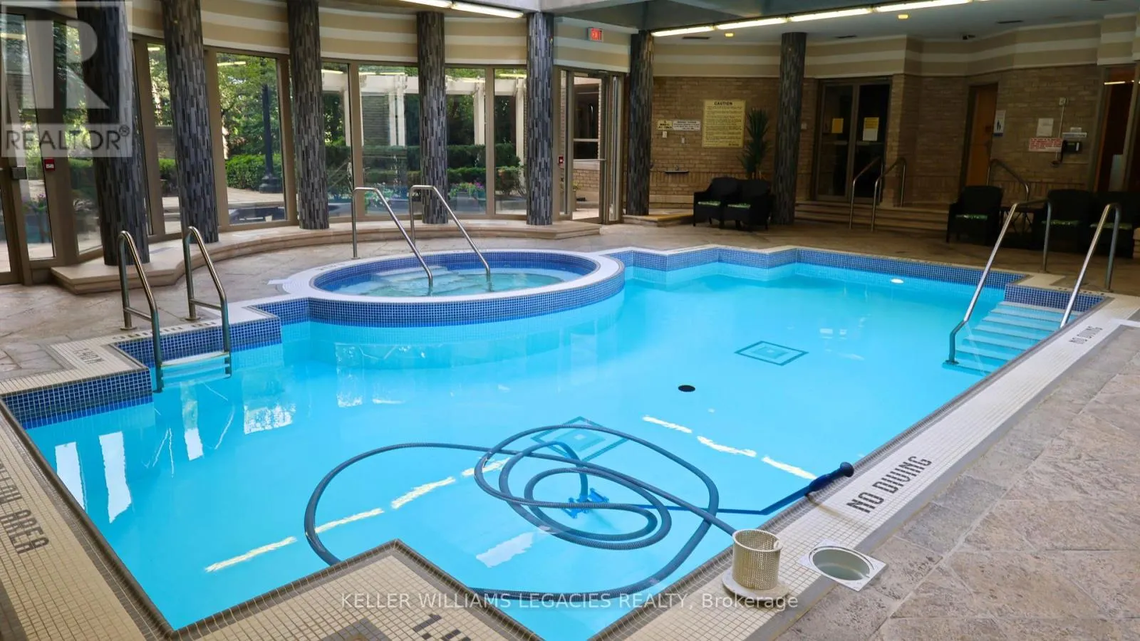 1111 - 55 KINGSBRIDGE GARDEN CIRCLE