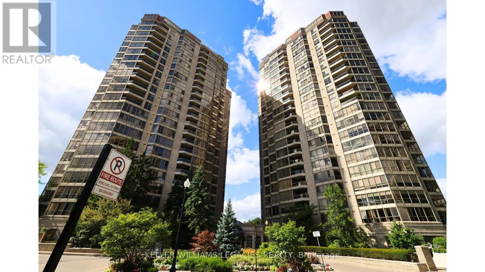 1111 - 55 KINGSBRIDGE GARDEN CIRCLE
