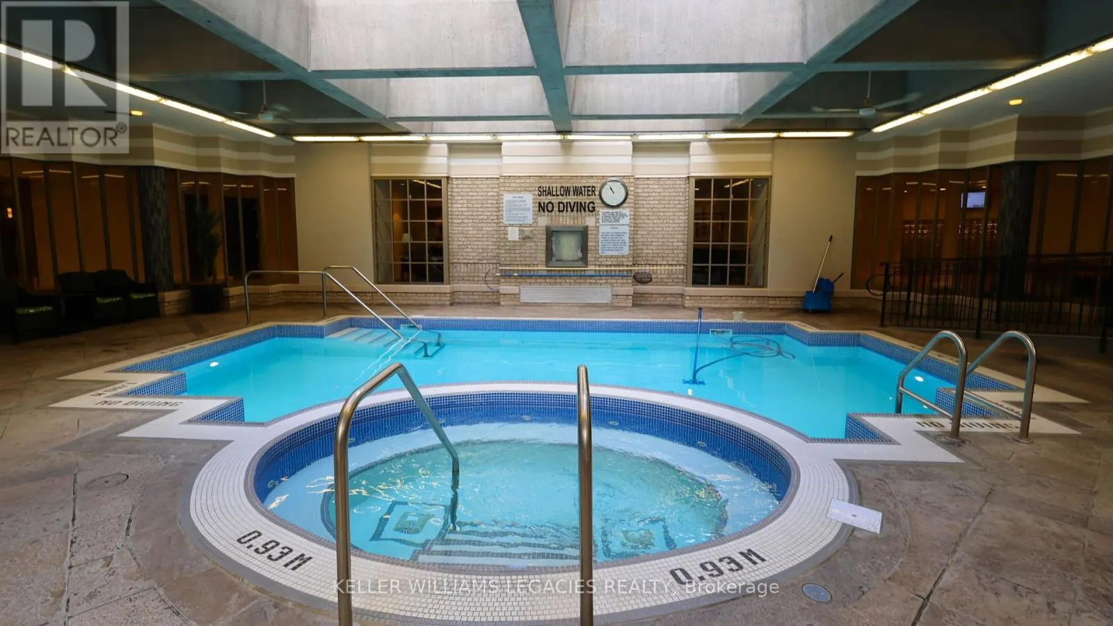 1111 - 55 KINGSBRIDGE GARDEN CIRCLE