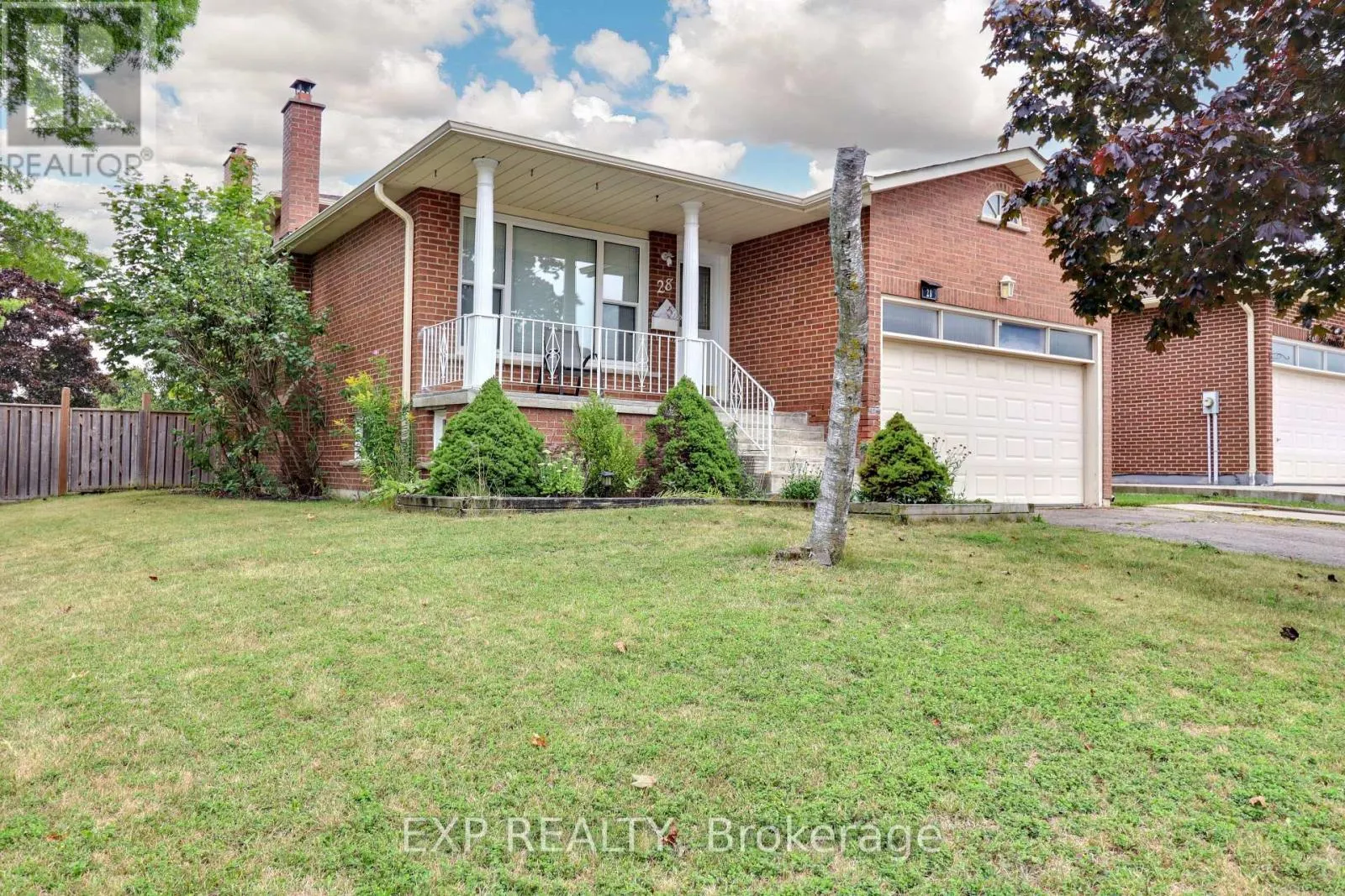 28 POINSETTIA PLACE