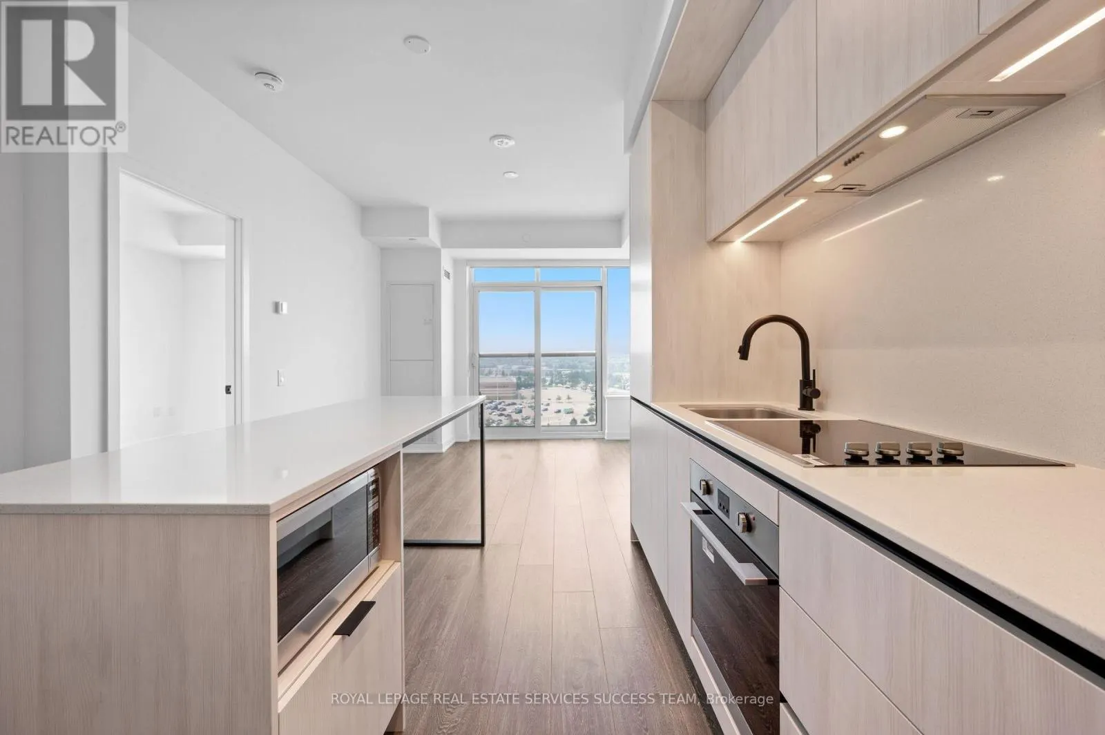 2495 EGLINTON AVENUE W