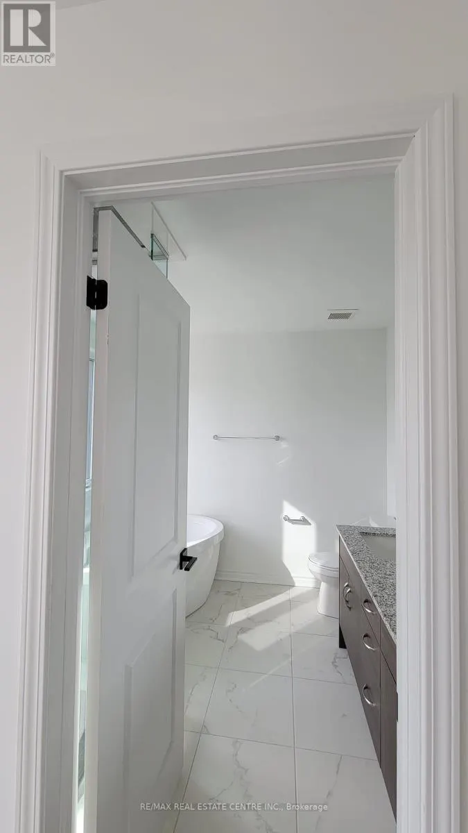 4078 KADIC TERRACE