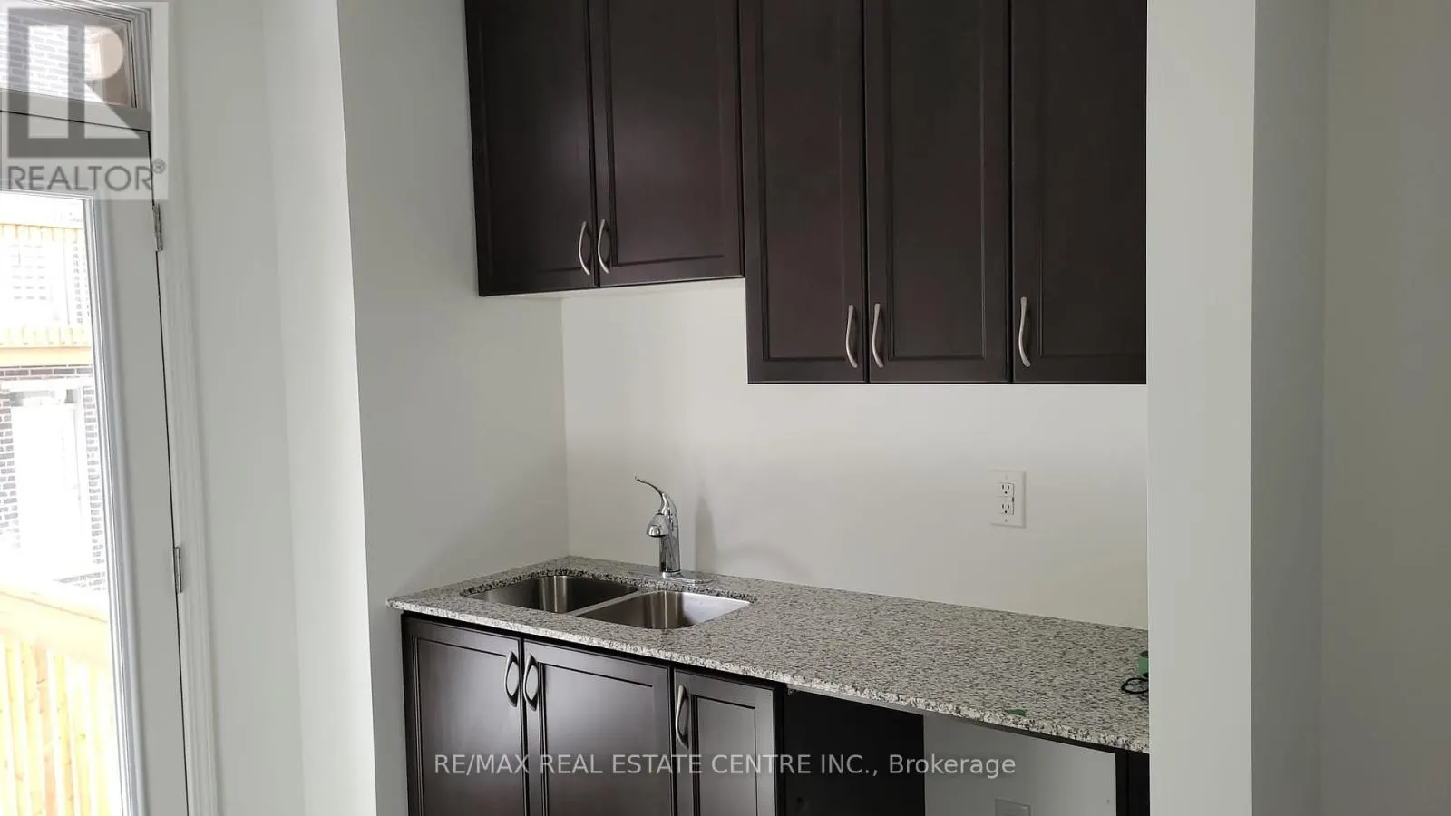 4078 KADIC TERRACE