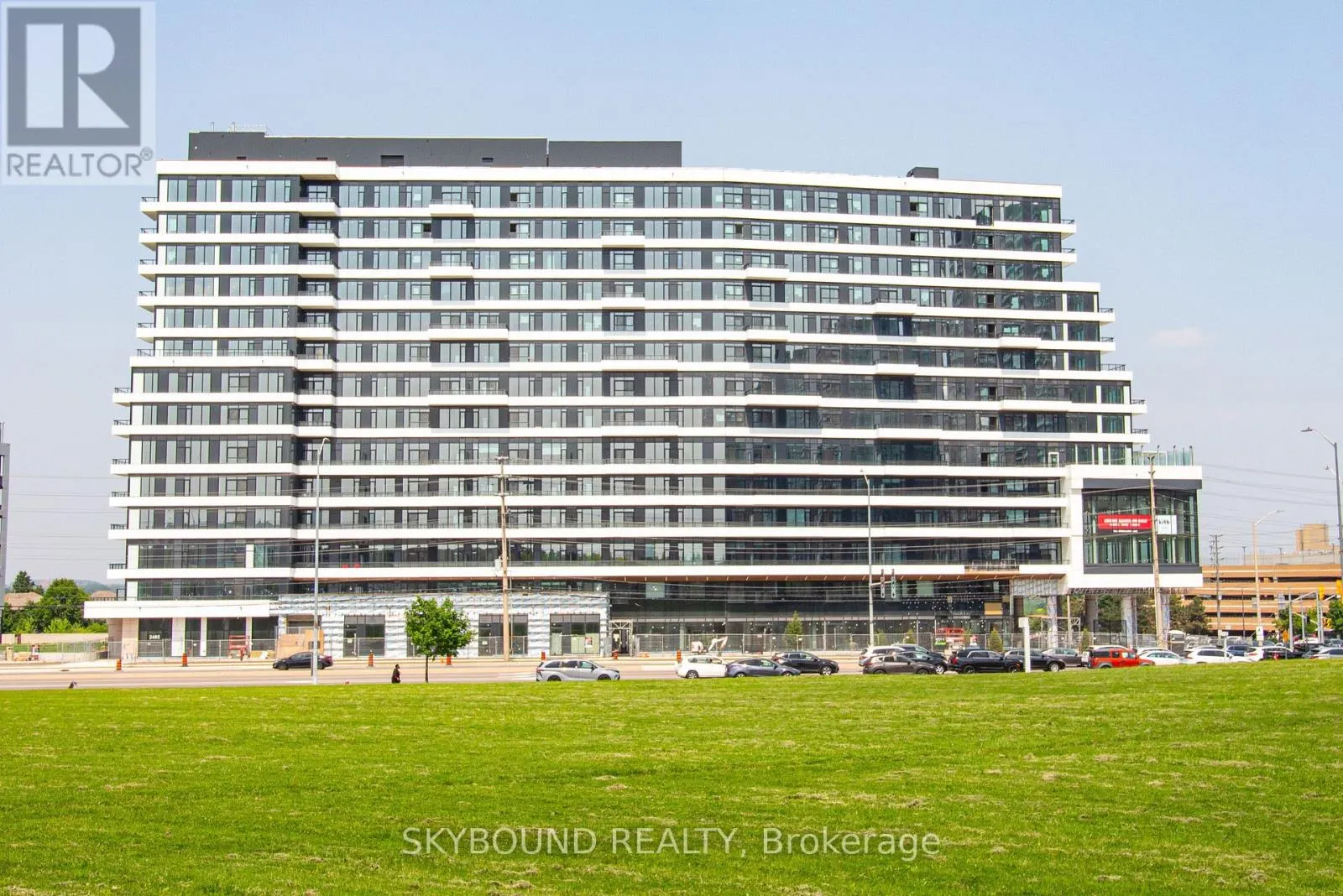 706 - 2485 EGLINTON AVE WEST AVENUE