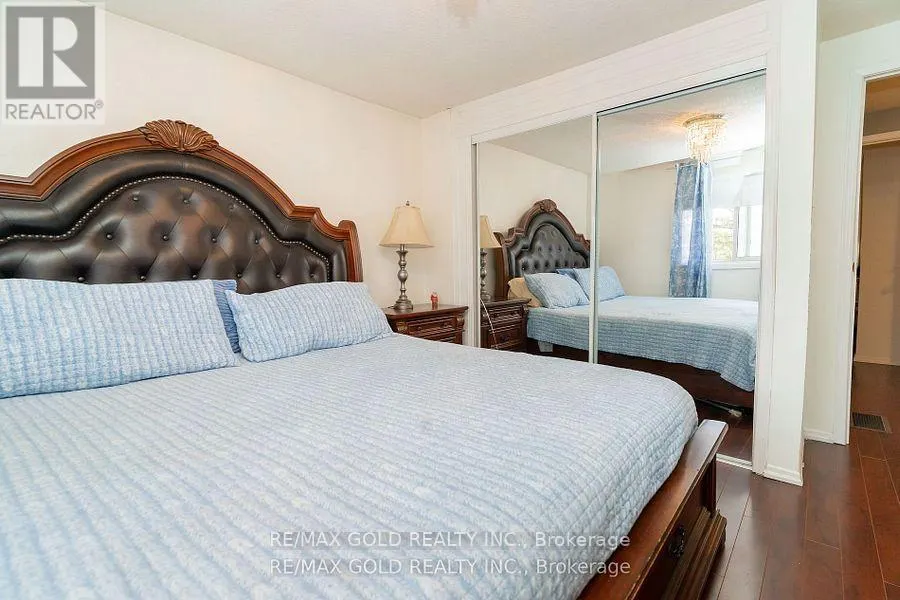 63 - 105 HANSEN ROAD N