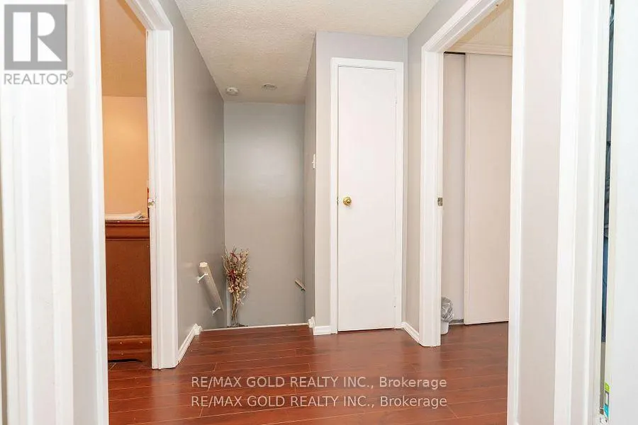 63 - 105 HANSEN ROAD N