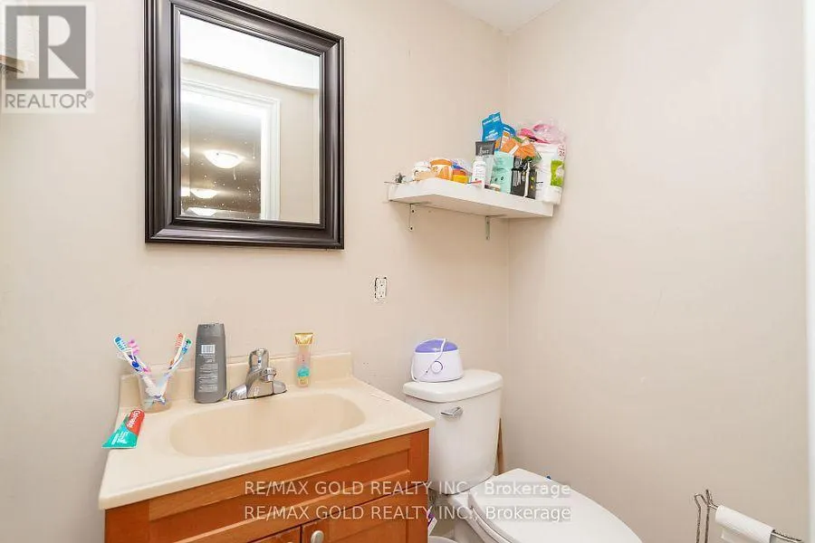63 - 105 HANSEN ROAD N
