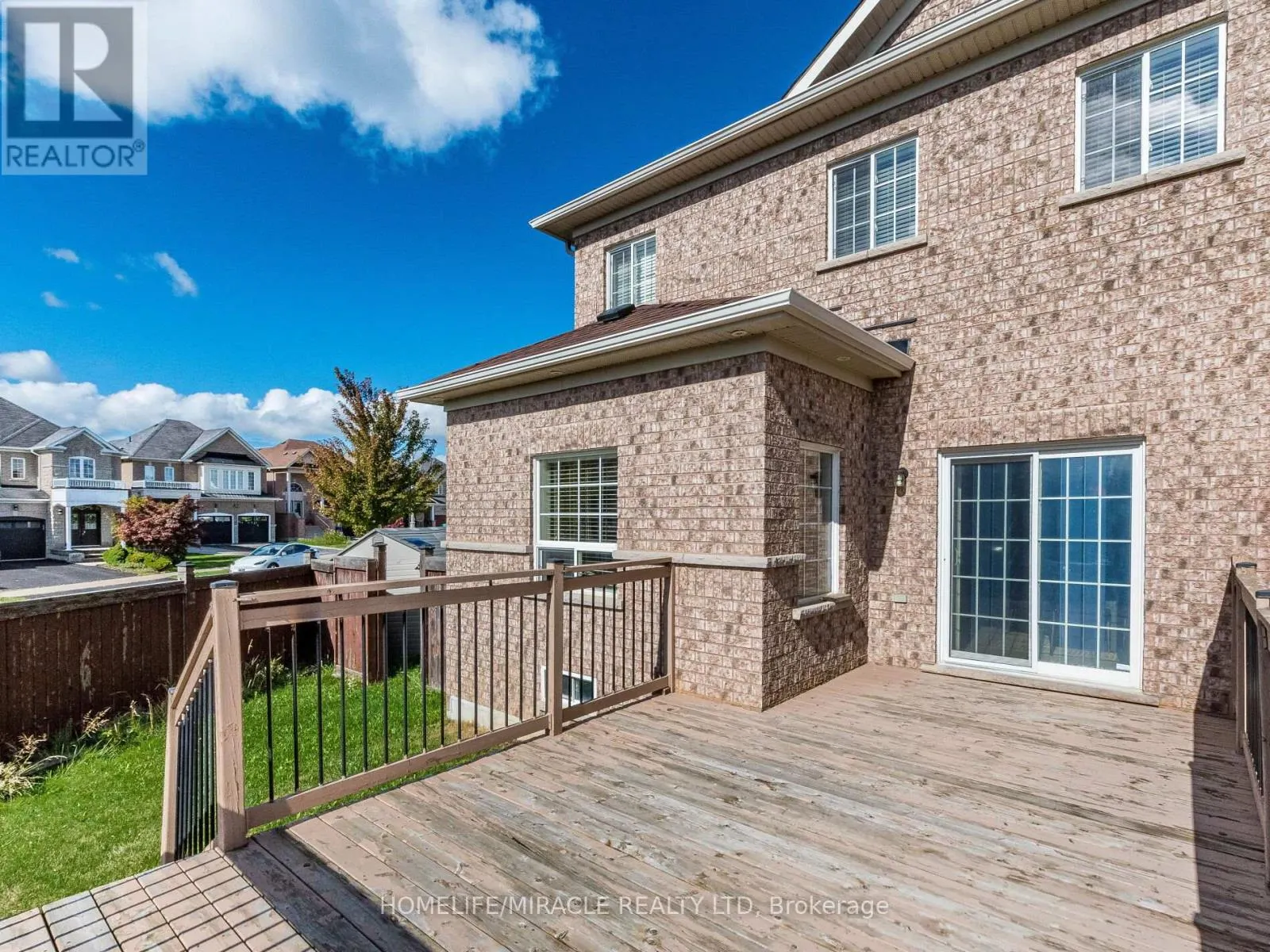 1 KETTLEWELL CRESCENT