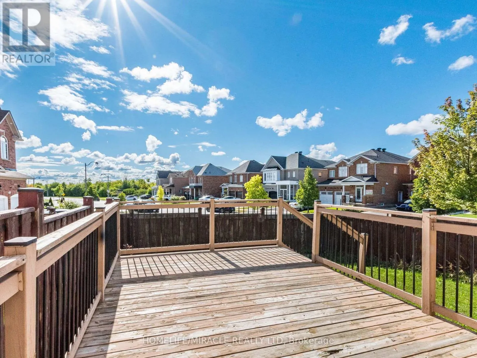 1 KETTLEWELL CRESCENT