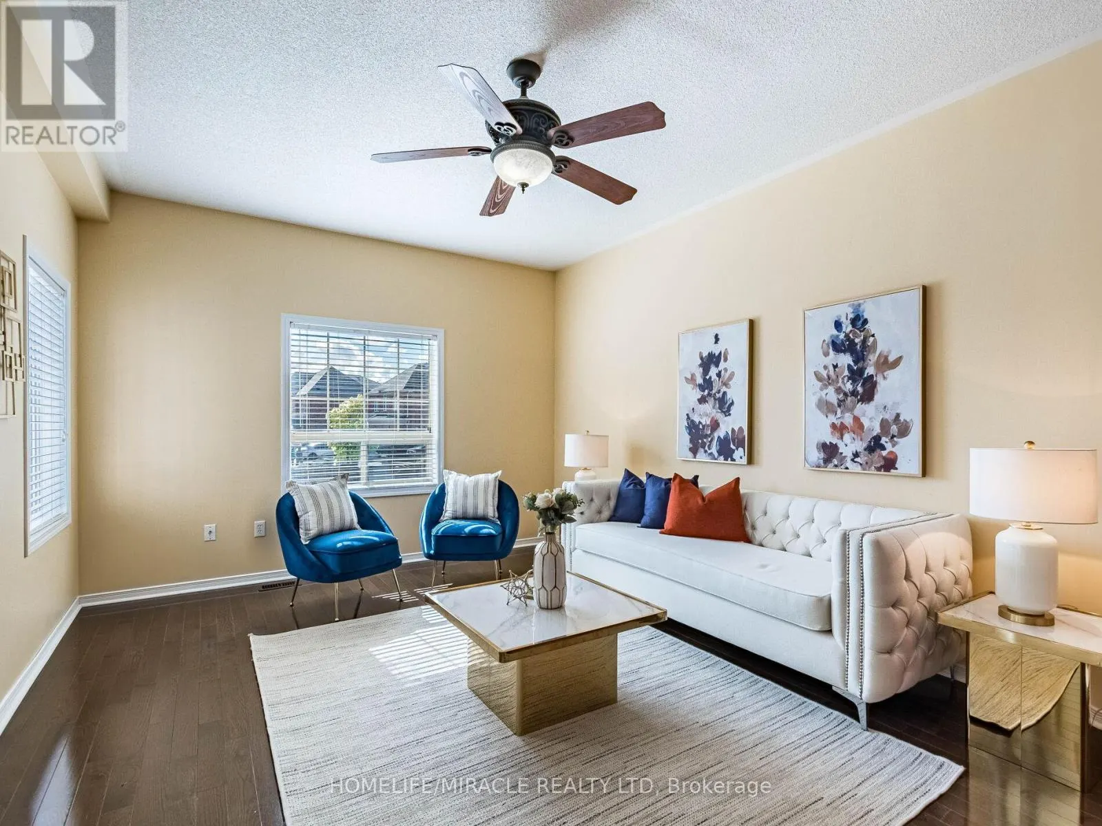 1 KETTLEWELL CRESCENT