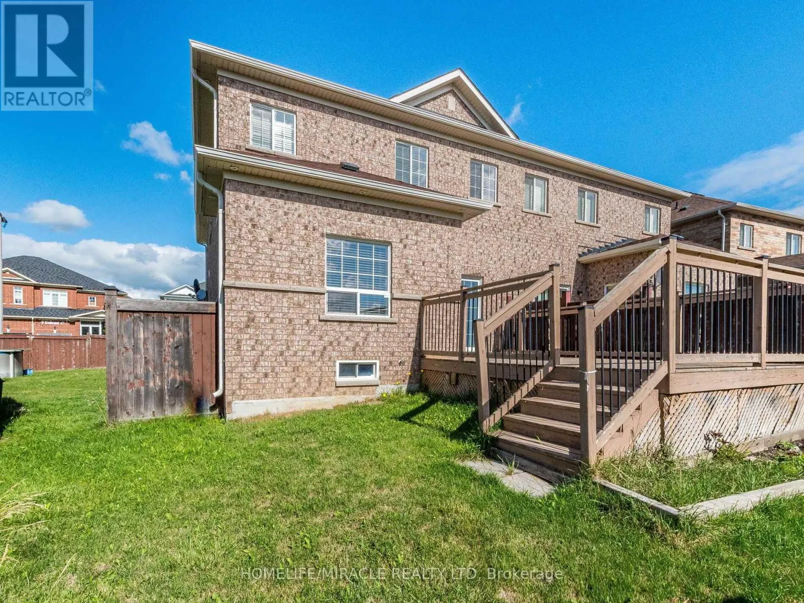 1 KETTLEWELL CRESCENT