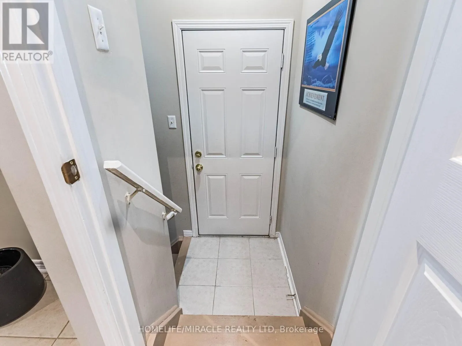 1 KETTLEWELL CRESCENT