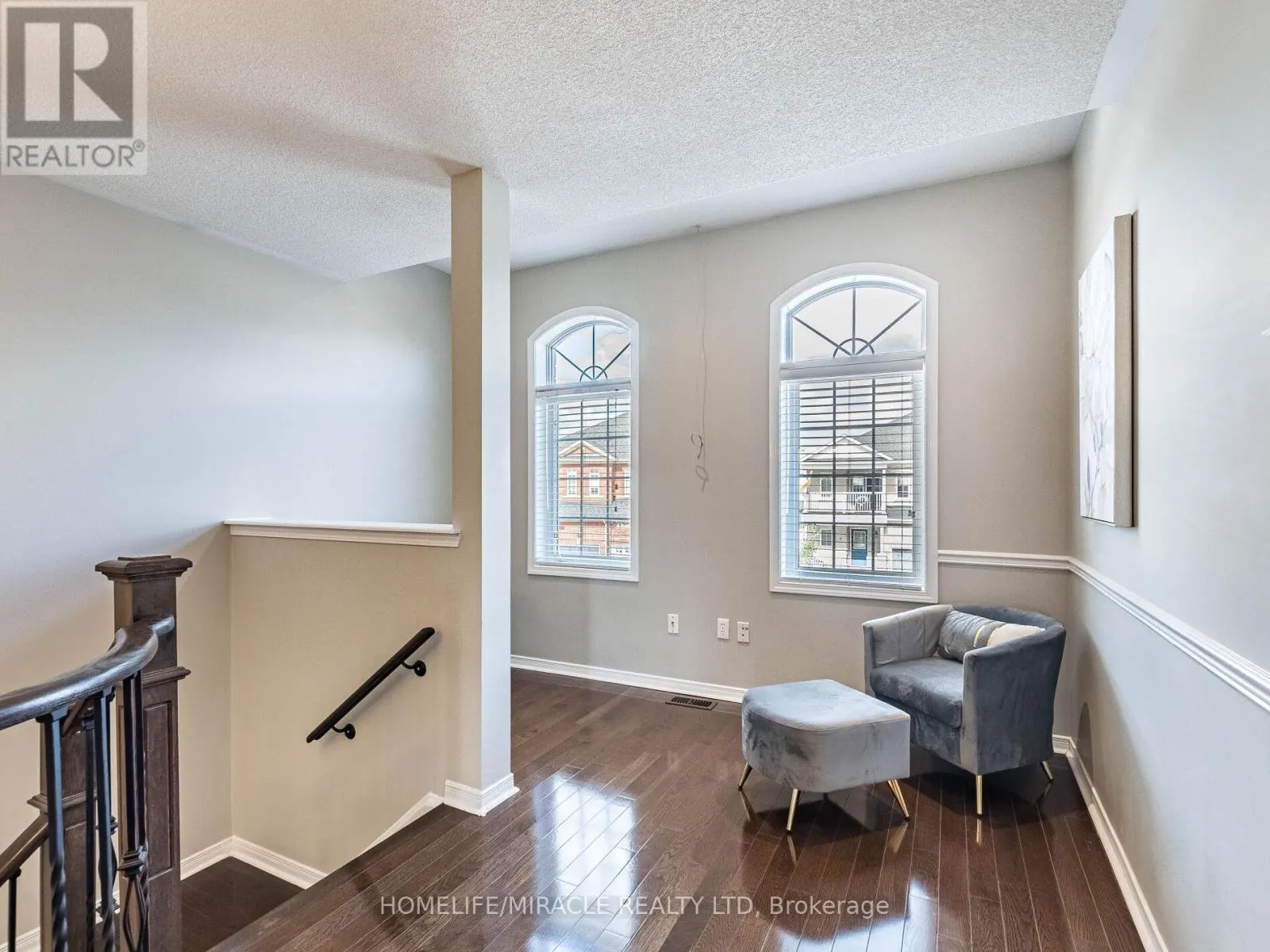 1 KETTLEWELL CRESCENT