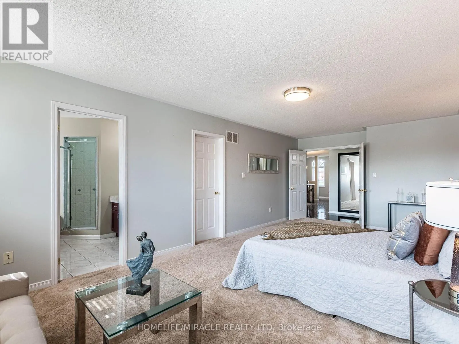 1 KETTLEWELL CRESCENT