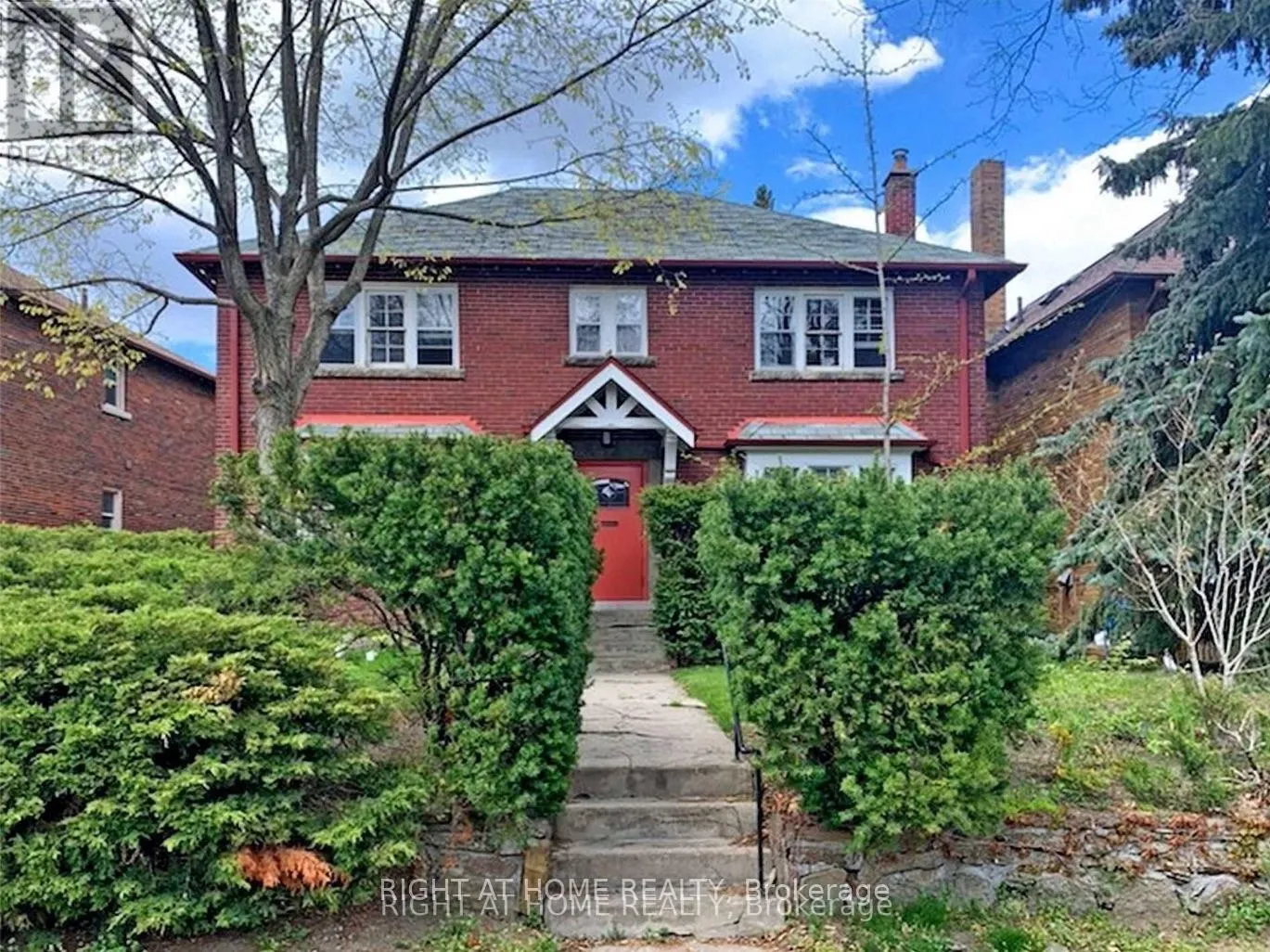 11 RIVERCREST ROAD