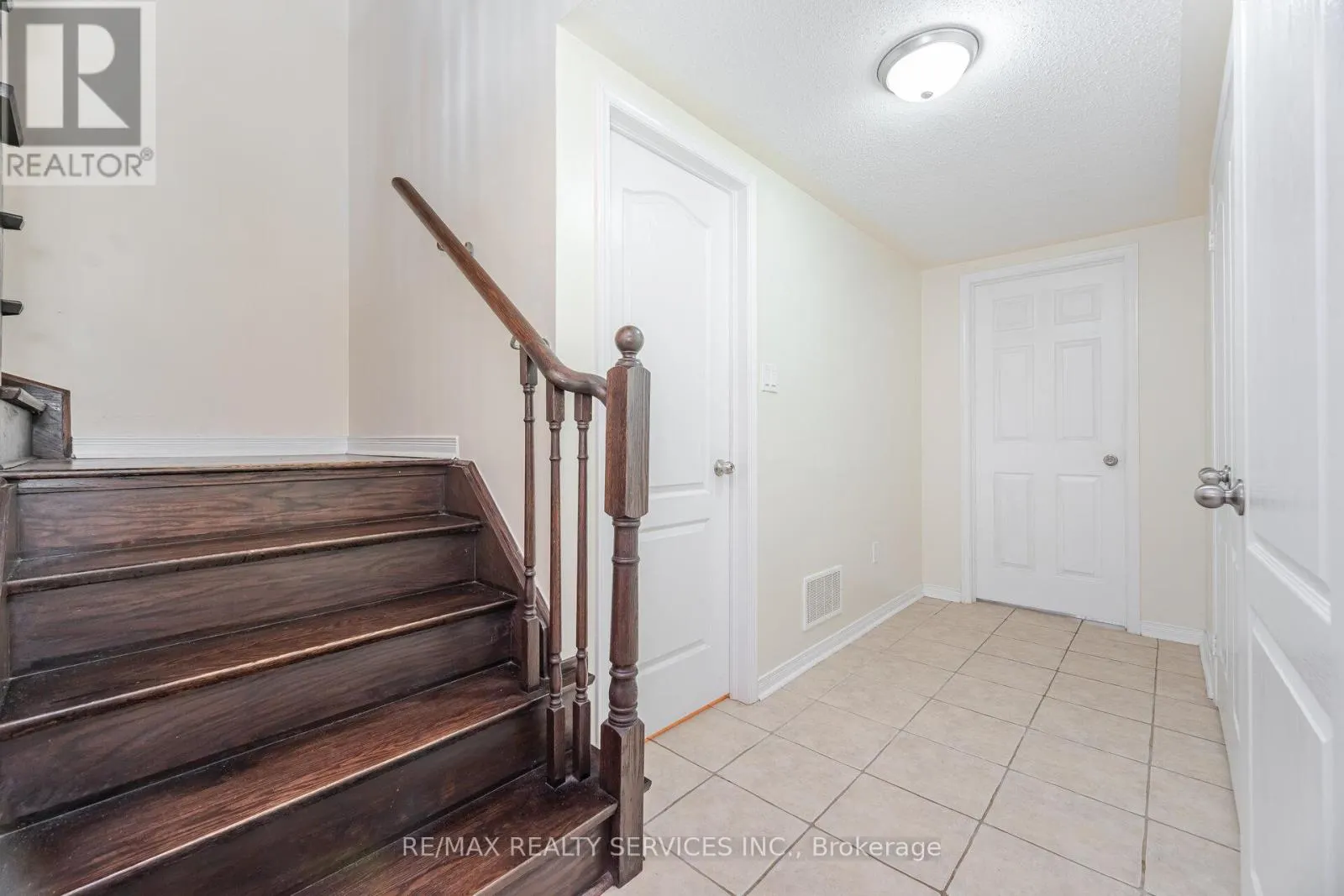 196 INSPIRE BOULEVARD