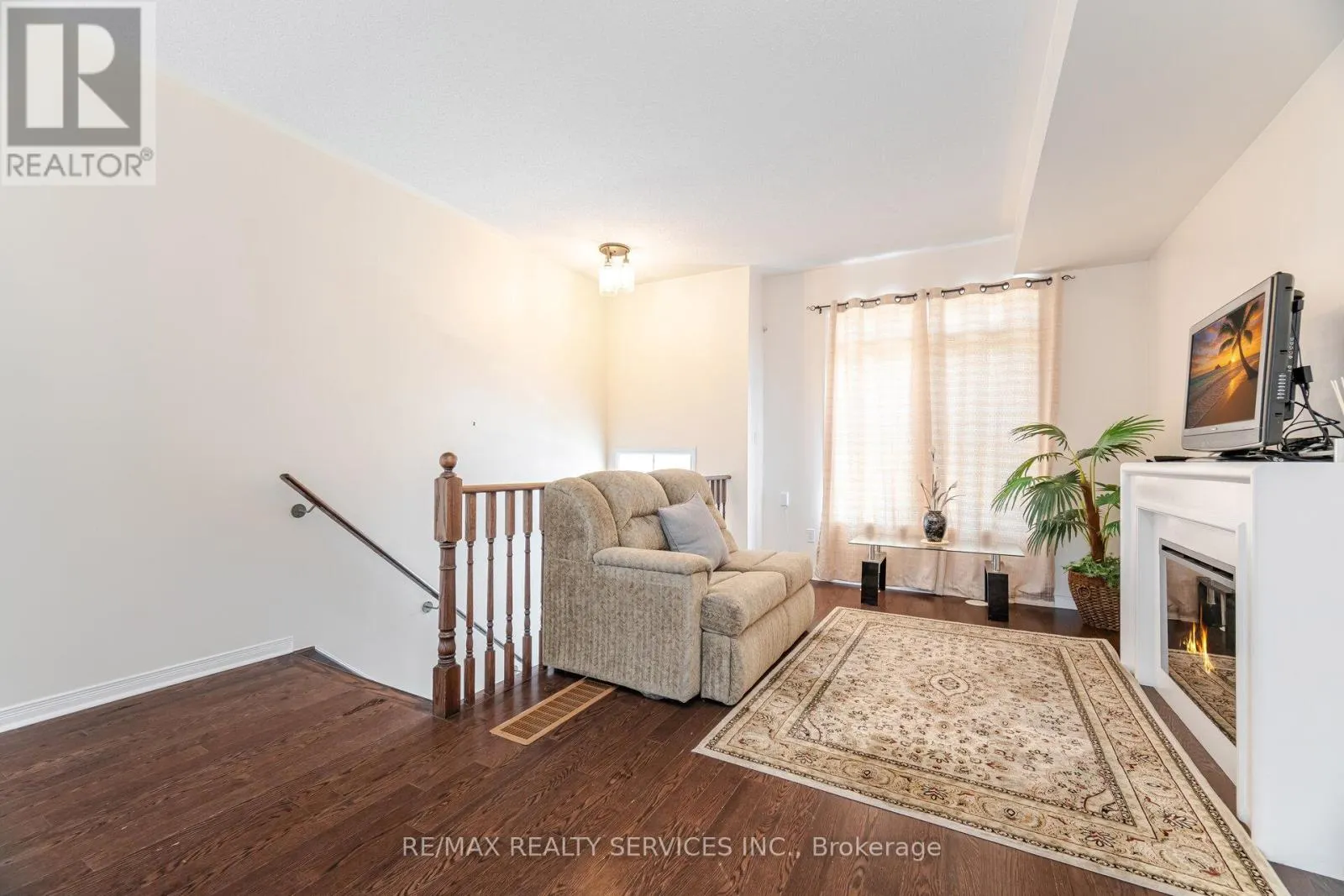 196 INSPIRE BOULEVARD