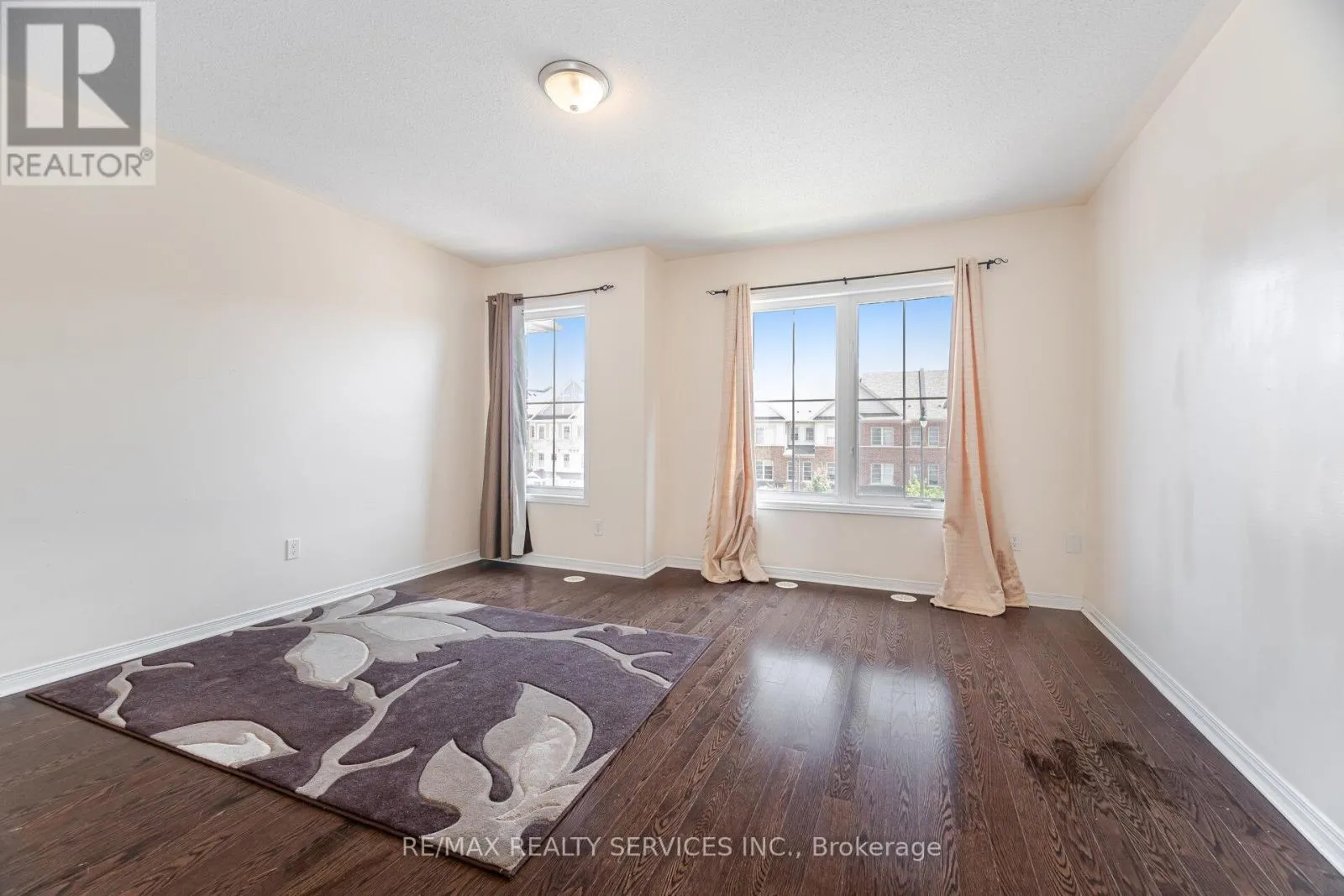 196 INSPIRE BOULEVARD