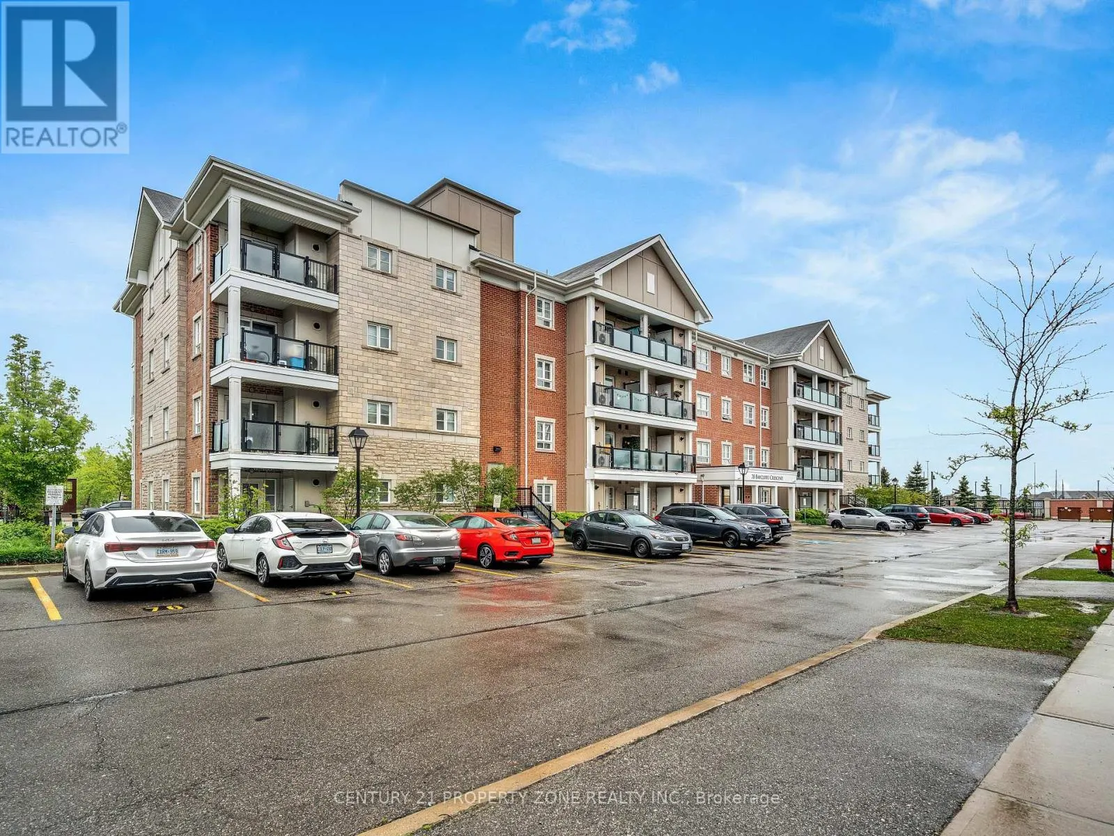 205 - 70 BAYCLIFFE CRESCENT