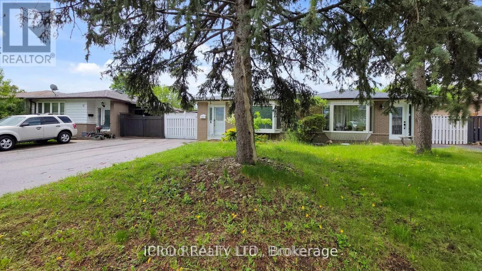 19 FLAMINGO CRESCENT