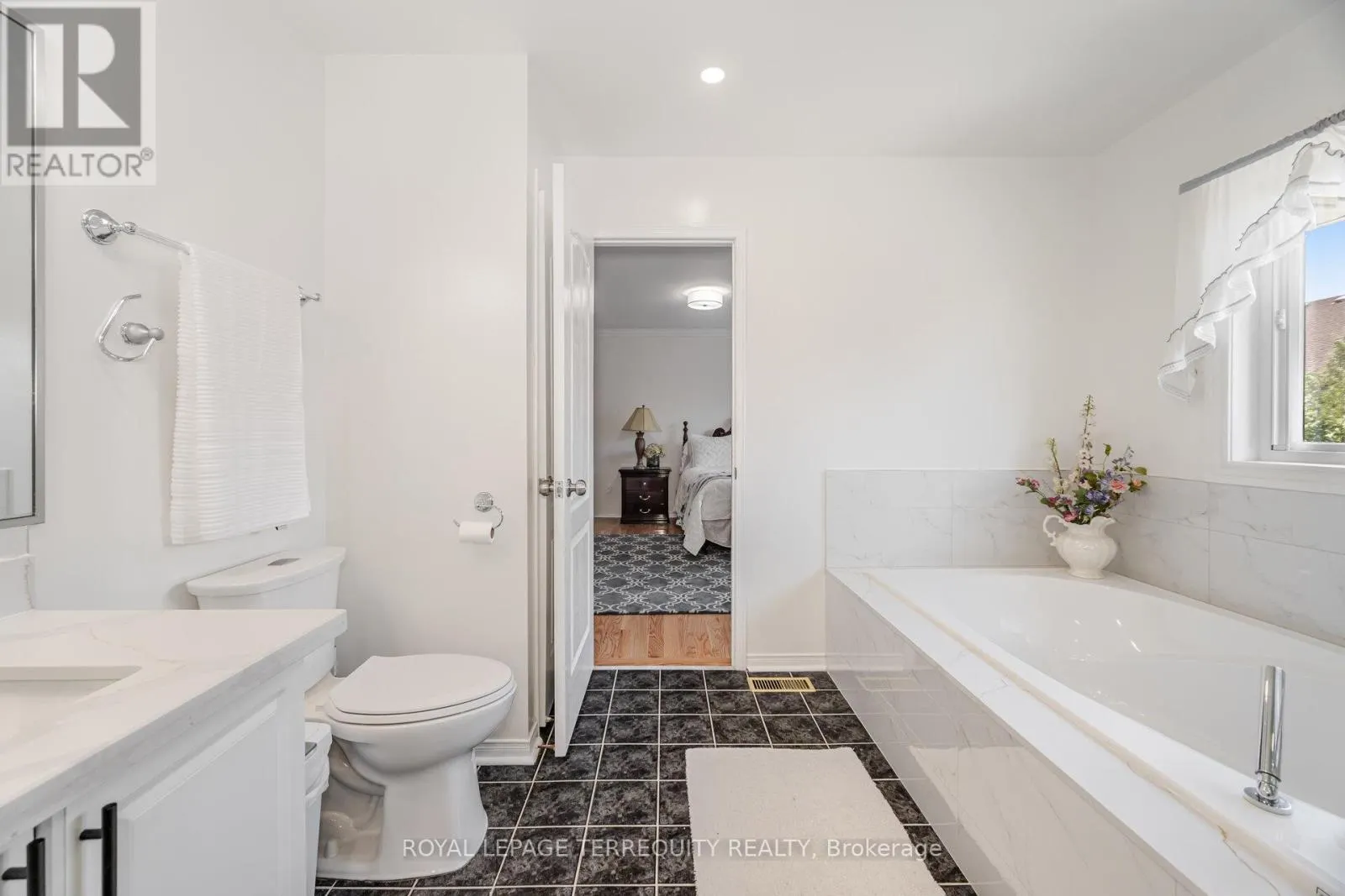 4814 DUNOON DRIVE