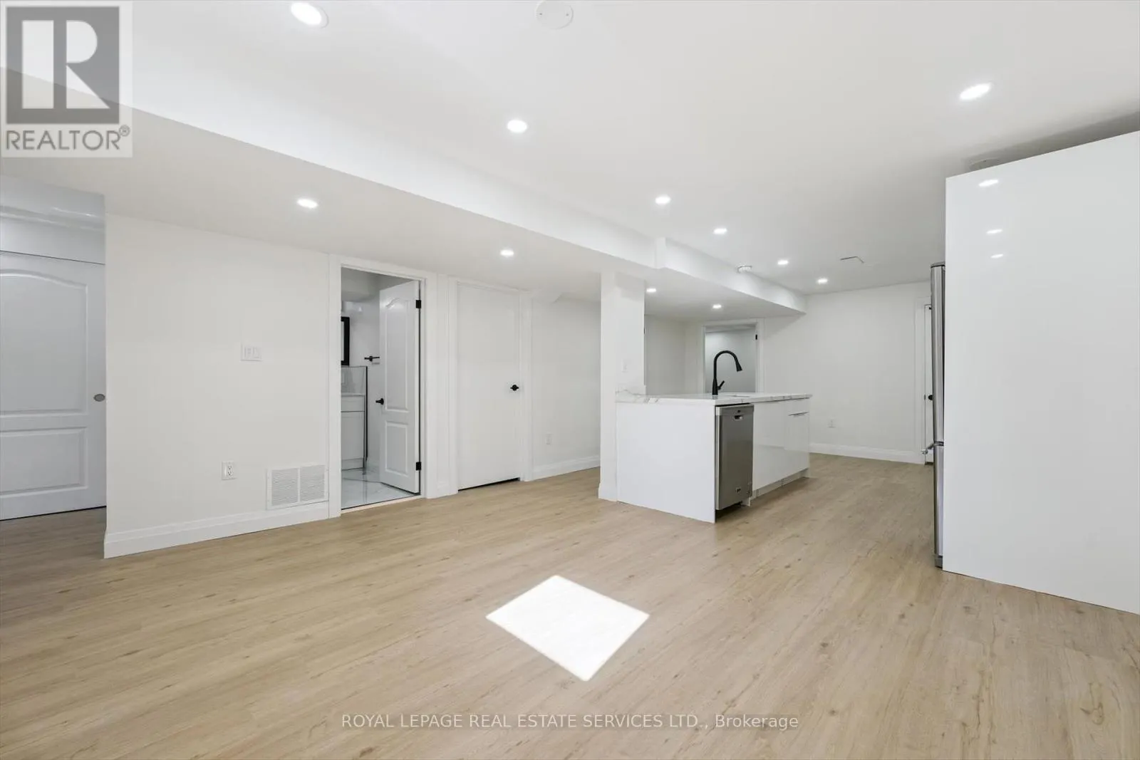 BSMT APT - 3872 DENSBURY DRIVE