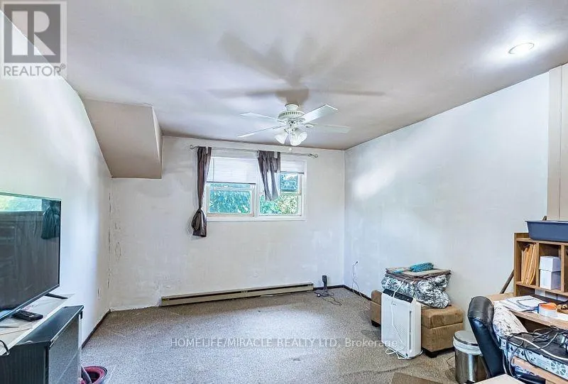 9 CRESTVIEW AVENUE