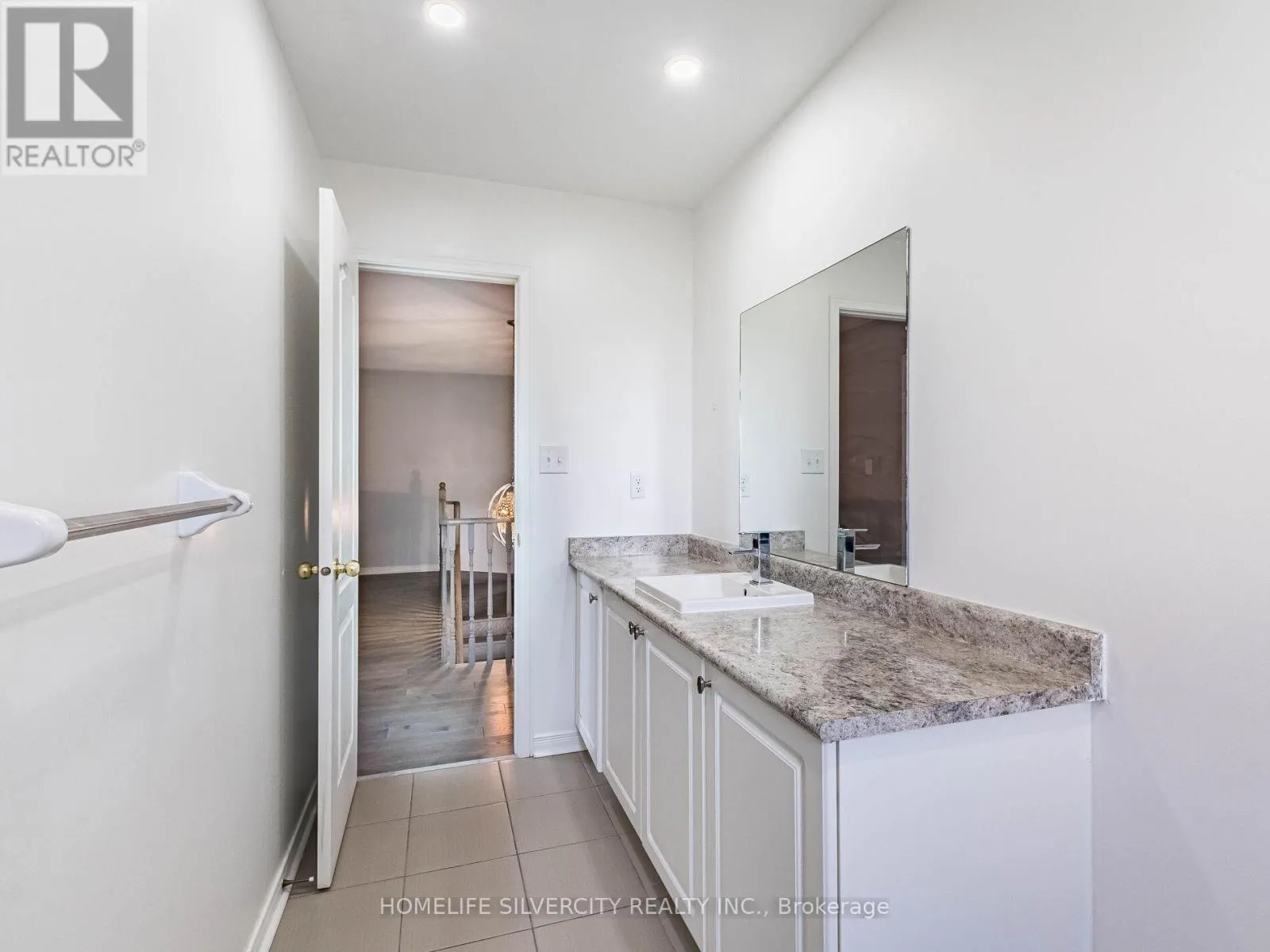 42 COOKVIEW DRIVE