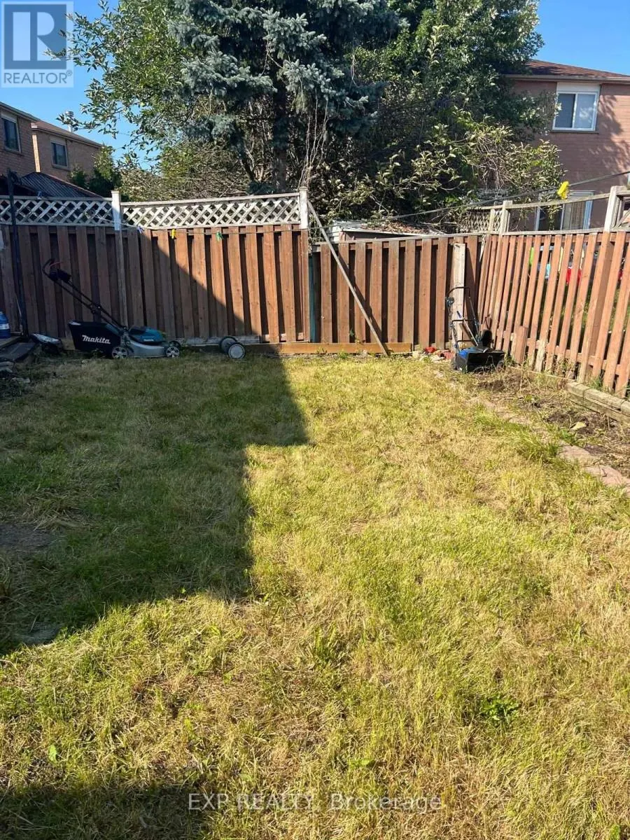 17 CALMIST CRESCENT
