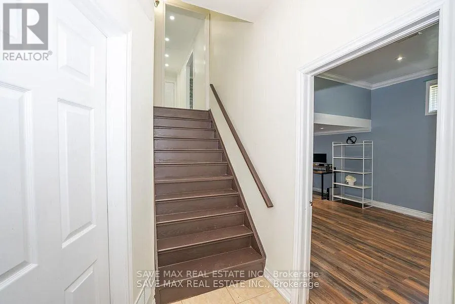 229 RUTHERFORD ROAD N