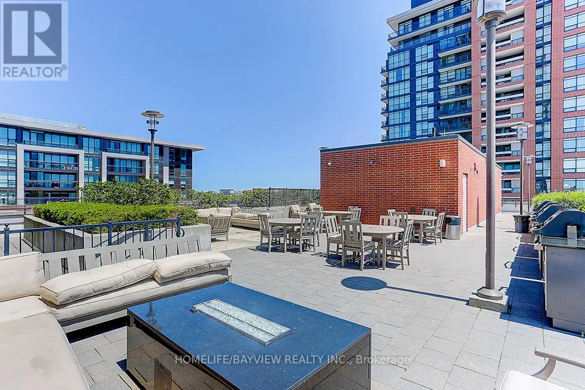 2204 - 830 LAWRENCE AVENUE W