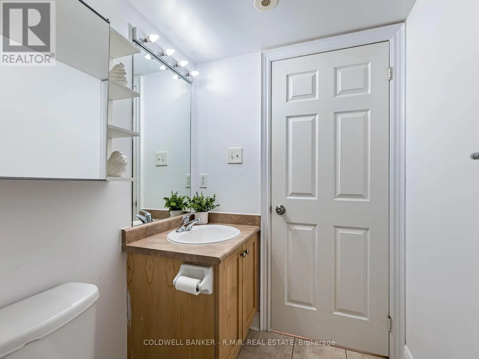 2020 - 125 GEORGE APPLETON WAY, #2020