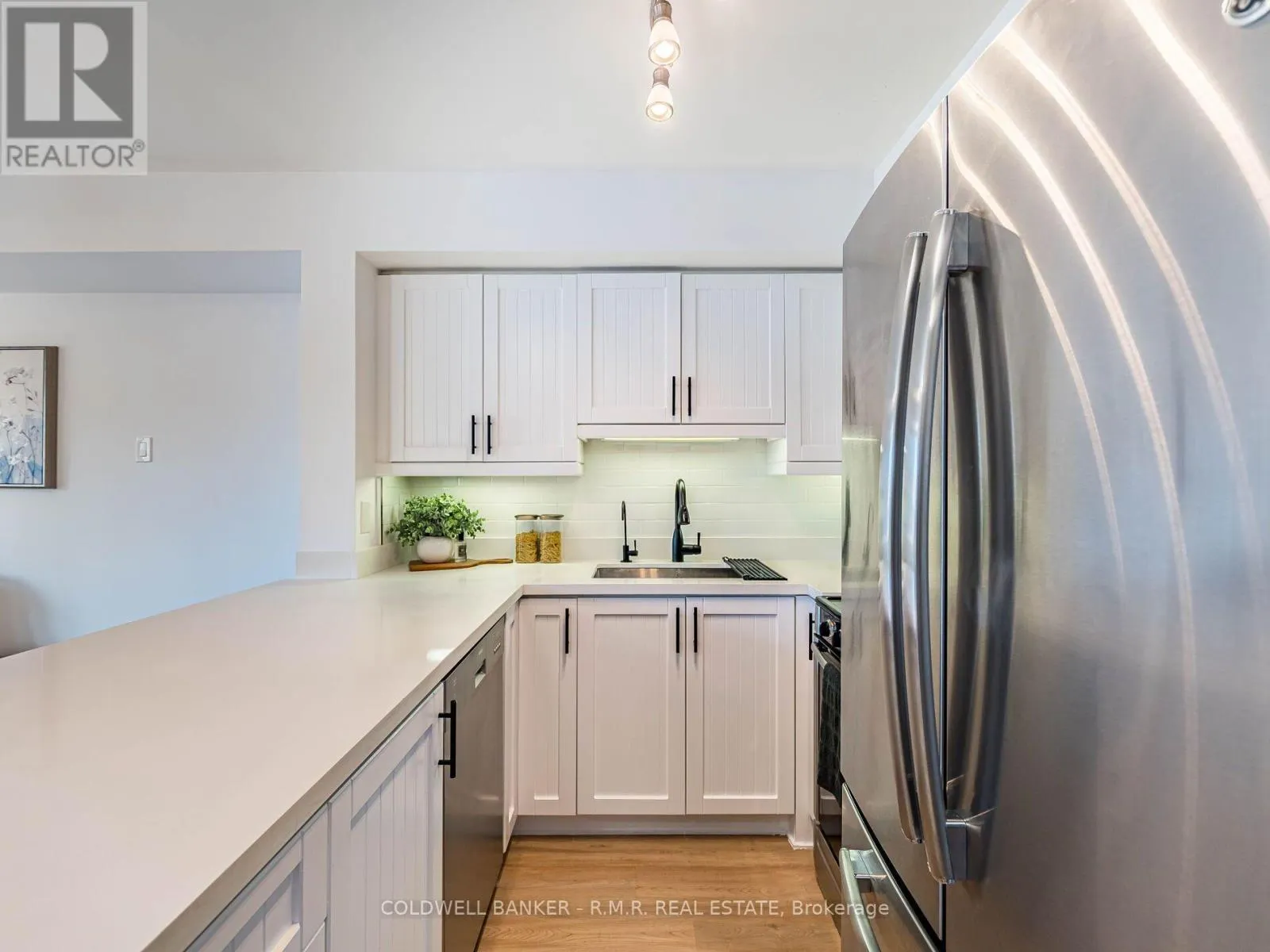 2020 - 125 GEORGE APPLETON WAY, #2020