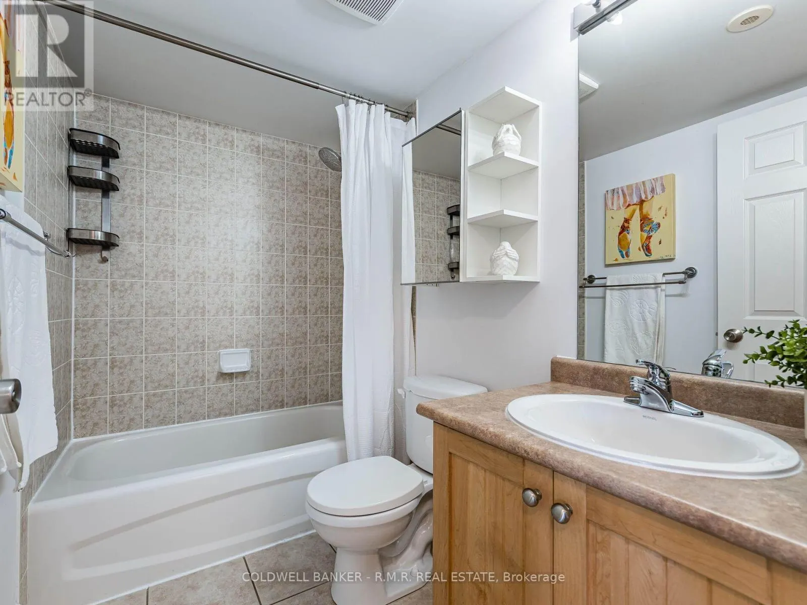 2020 - 125 GEORGE APPLETON WAY, #2020