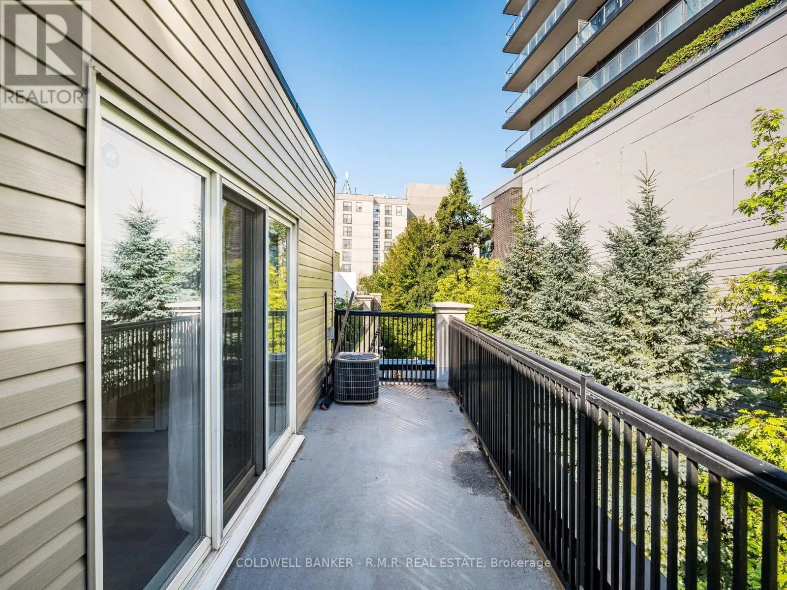 2020 - 125 GEORGE APPLETON WAY, #2020